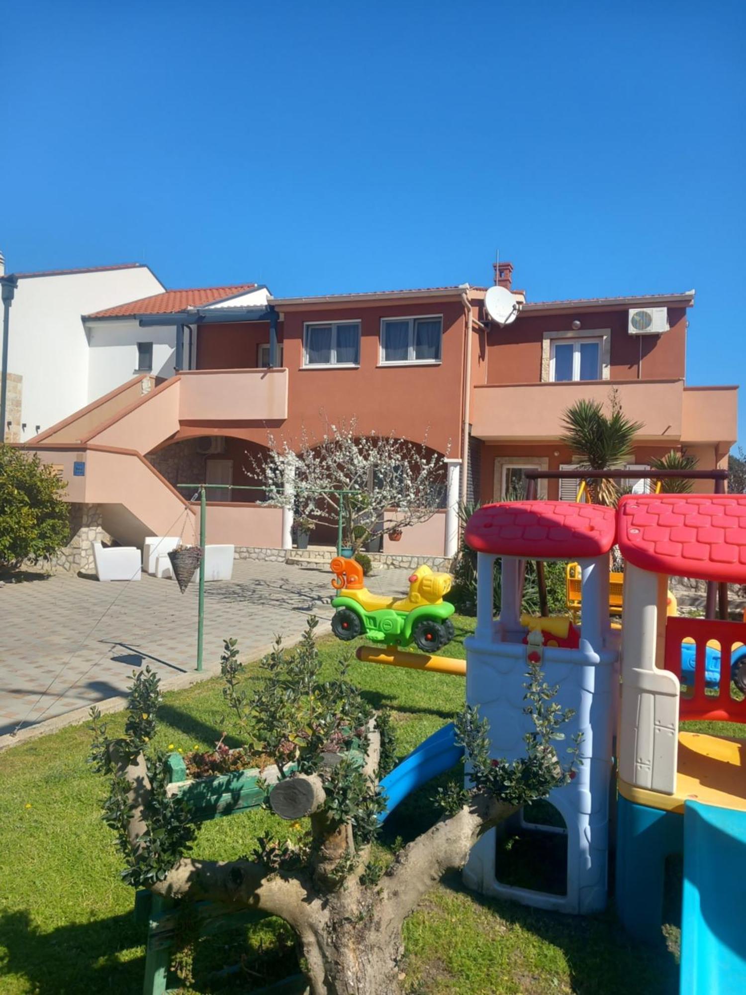 Apartmani Goga Biograd Na Moru Exterior photo